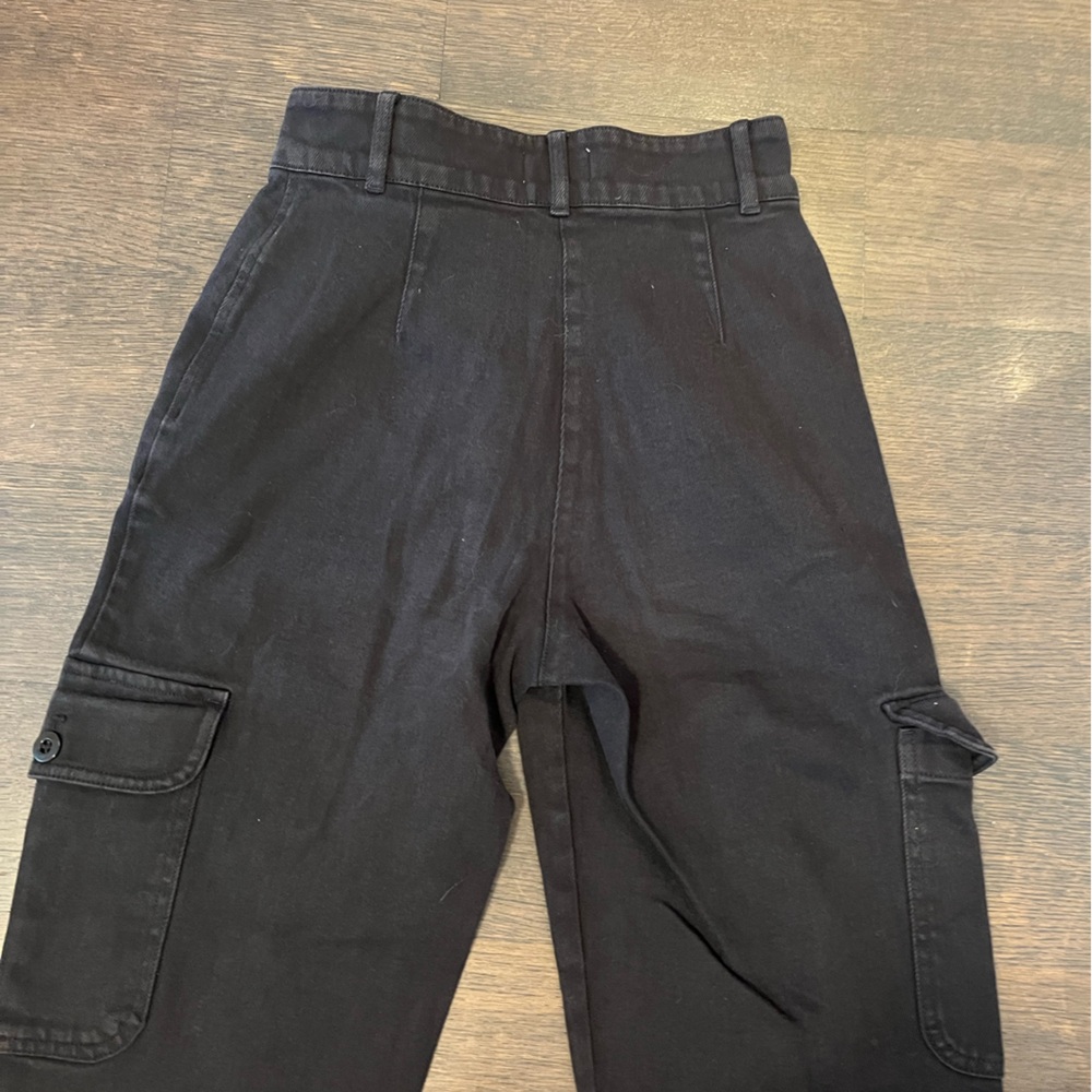 Wilfred Modern Cargo Pants (Aritzia) - Picture 4 of 4
